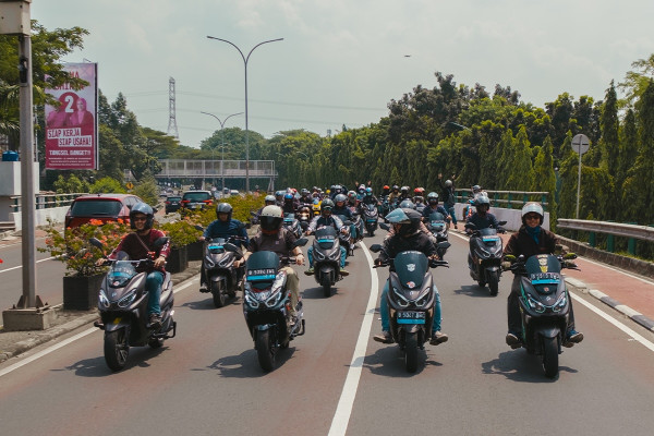 50.000 Pengguna! Ini Rahasia Polytron Kuasai Pasar Motor Listrik Indonesia Tahun 2026