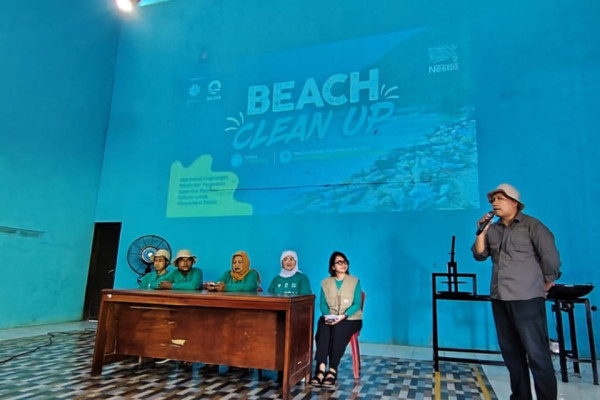 Sampah Plastik di Wilayah Pesisir Jadi Ancaman! Salaka, KEHATI, dan Nestle Bergerak