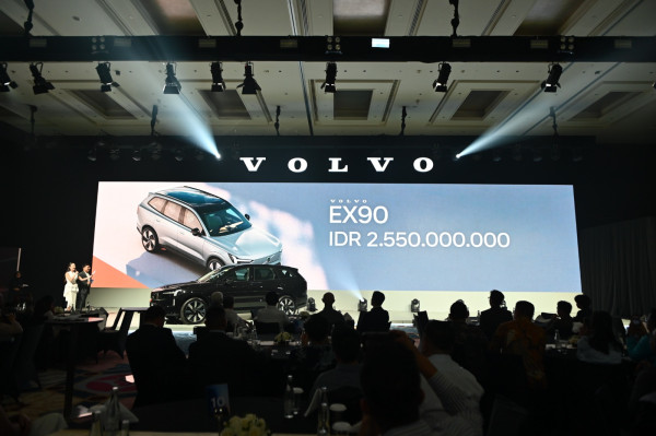 Lebih Murah dari BMW, Volvo EX90 Resmi Masuk RI Bawa Baterai Raksasa 111 kWh