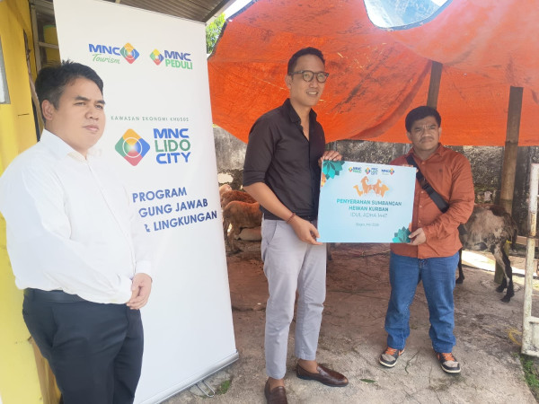 MNC Peduli dan KEK MNC Lido City Salurkan 11 Hewan Kurban ke Warga Bogor
