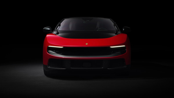 Pasar Menghukum Ferrari:...