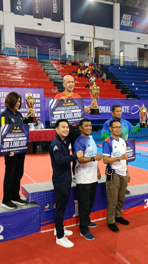 Forki DKI Jakarta Juara Umum Kejuaraan Karate Internasional Adidas Open 2026