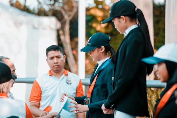 Juara 2 di Kompetisi Berkuda Shark Anantya, Narantraya Jeihan Widjaya Tatap Porda Jabar