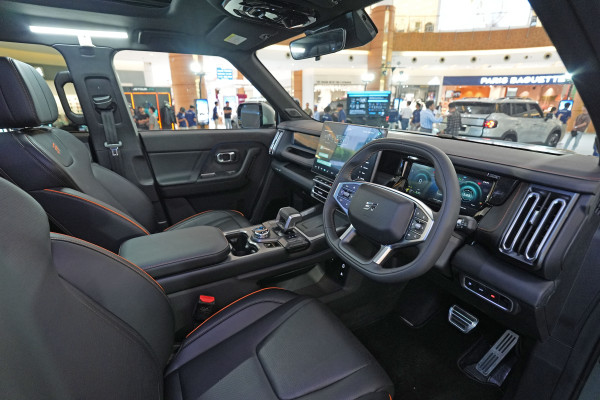 Jetour T1 Hadir Dua Rasa, Mana yang Lebih Layak Dibeli: ICE Rp388 Juta atau PHEV Rp538 Juta?