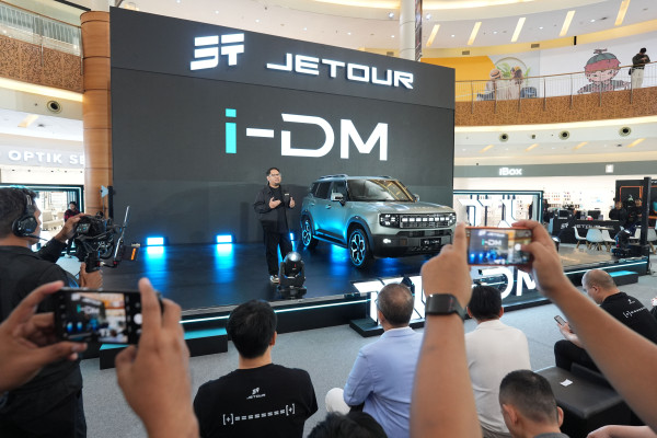 Adu Kuat SUV Pintar: Jetour T1 Hybrid Tantang Dominasi Merek Jepang