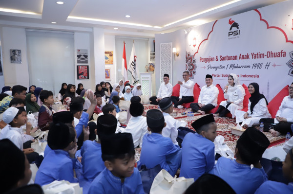 Peringati Tahun Baru Islam, DPP PSI Santuni 100 Anak Yatim dan Duafa
