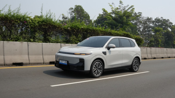 Perang Berdarah SUV Listrik: Leapmotor B10 Masuk di Bawah Rp 500 Juta, Siapa Terjungkal?