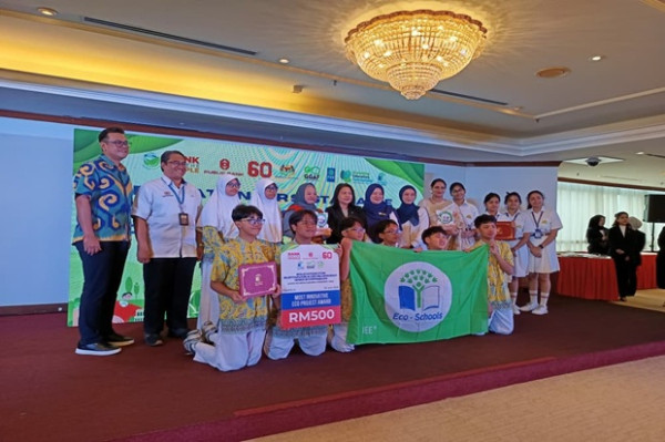 SMP Islam Amalina Raih Penghargaan Most Innovative Eco Project di ESD Symposium 2026 Malaysia