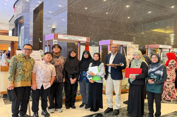 SMP Islam Amalina Raih Penghargaan Most Innovative Eco Project di ESD Symposium 2026 Malaysia