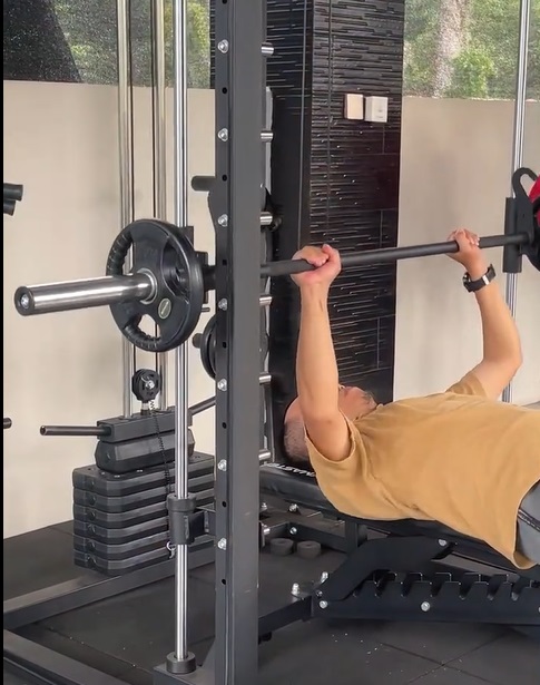 Viral! Masjid Ini Sediakan Gym Gratis, Jemaah Bisa Fitness sesudah Salat Berjamaah