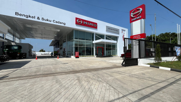 Akhirnya! Hino Buka Dealer di Banyuwangi, Perkuat Jalur Logistik Menuju Bali